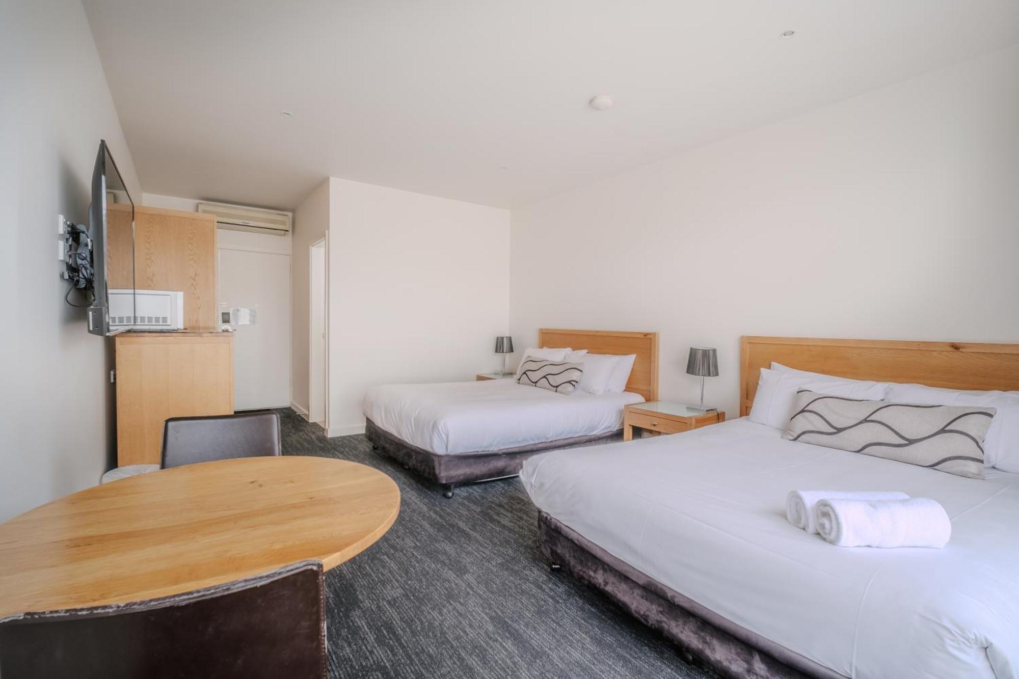 The Wyndhamere Motel Shepparton Room photo