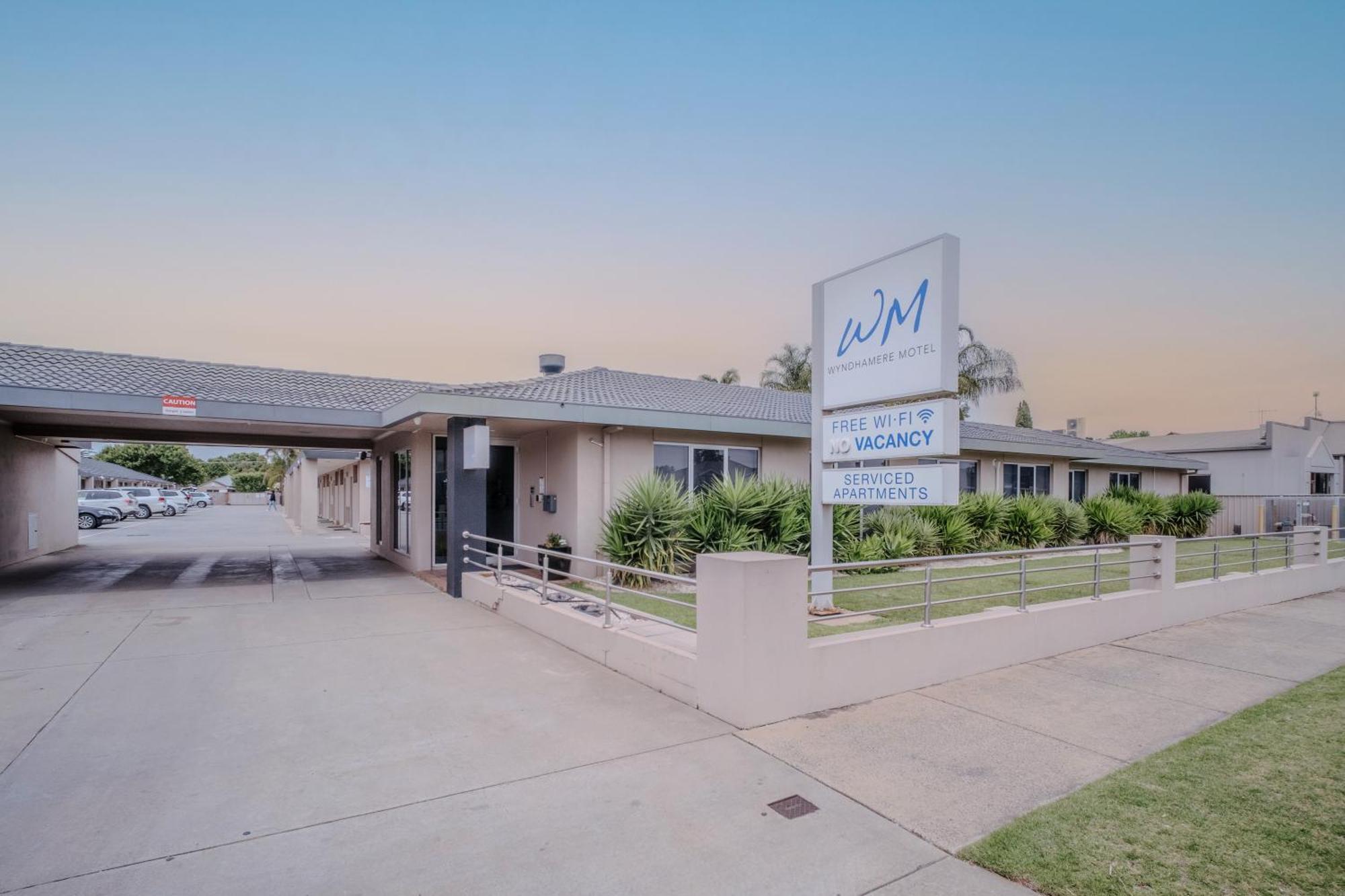 The Wyndhamere Motel Shepparton Exterior photo