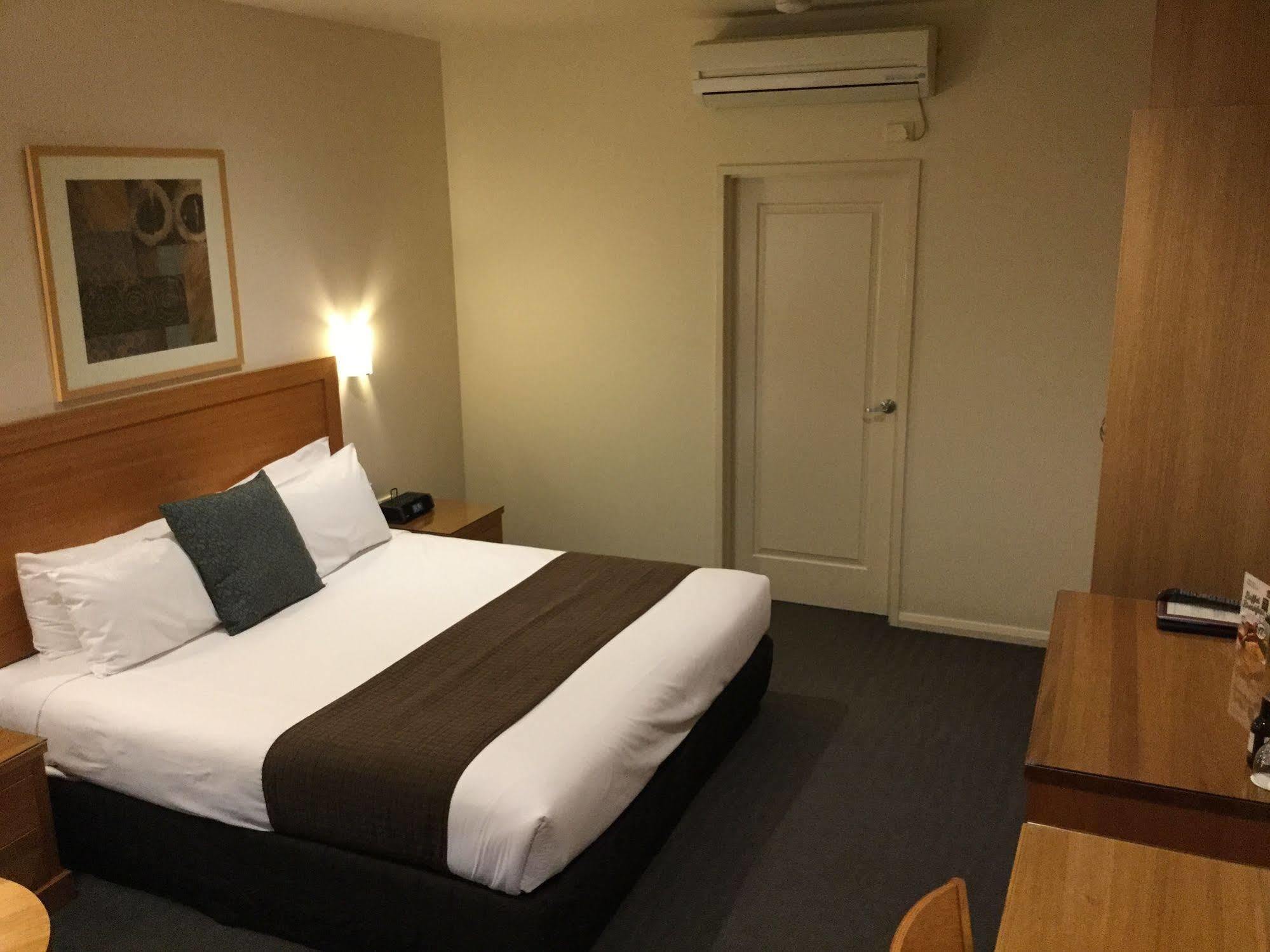 The Wyndhamere Motel Shepparton Exterior photo