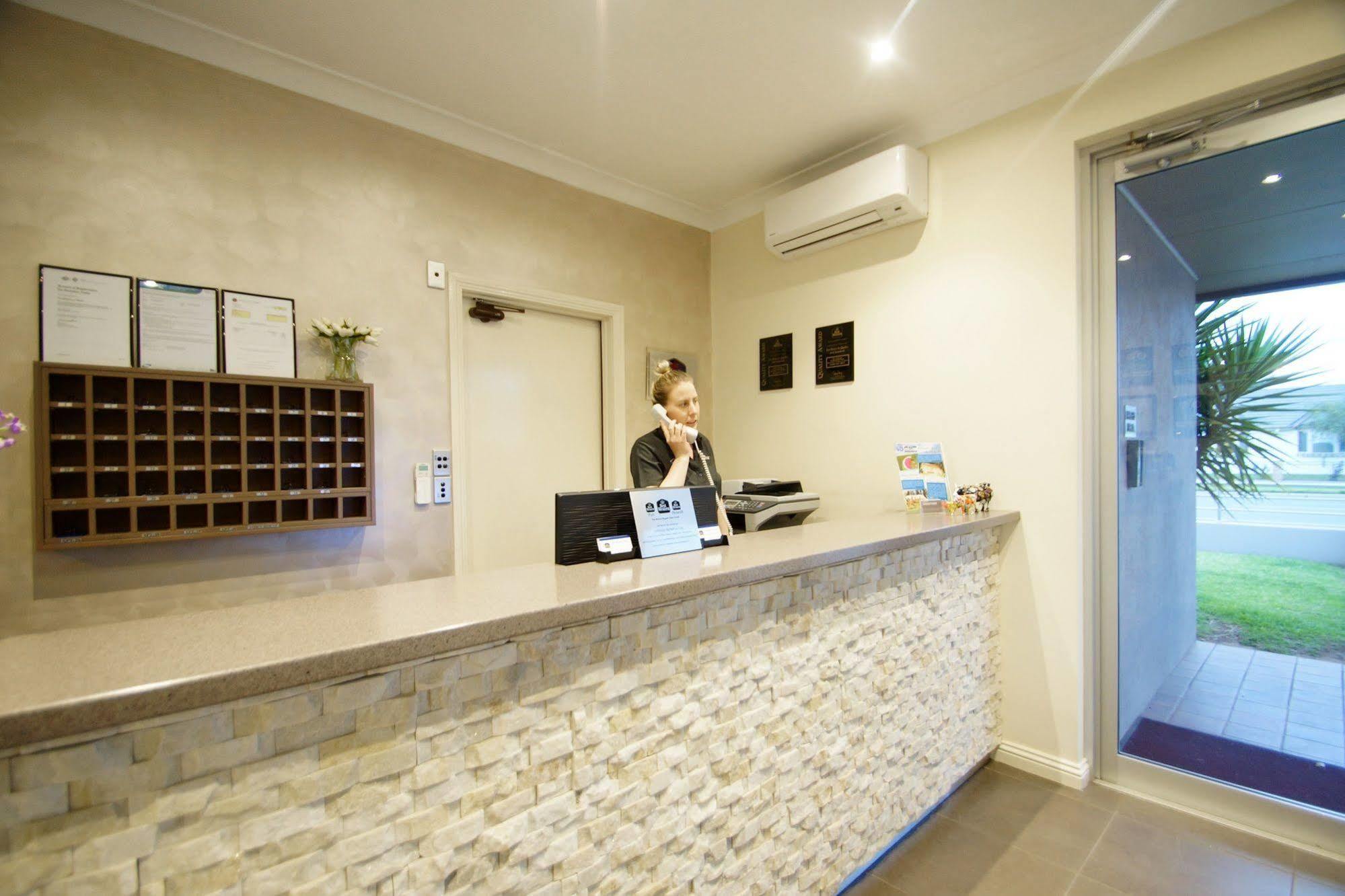 The Wyndhamere Motel Shepparton Exterior photo